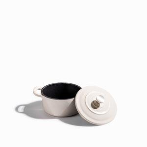 Mini olla blanca 10cm en hierro fundido