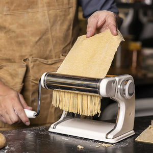 Maquina de pasta crema
