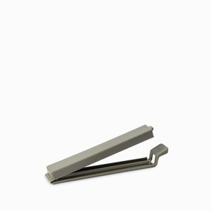 Clip grises para bolsas