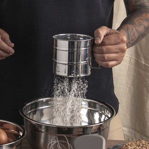 Cernidor de harina en acero inox - Ambiente Gourmet México