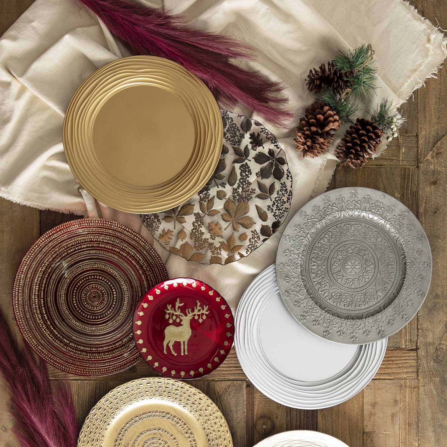 Plato base dahlia dorado - Ambiente Gourmet México