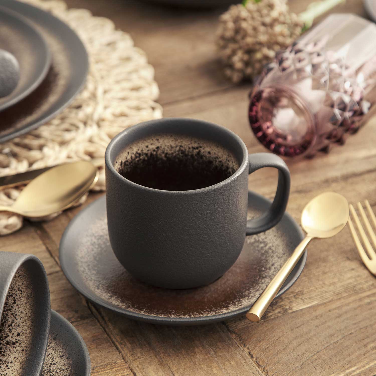 Taza y plato pietra 350 ml setx4