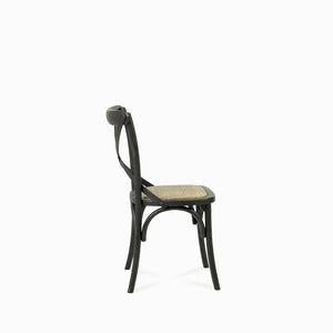 Silla negra en X tejida