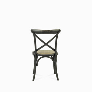 Silla negra en X tejida