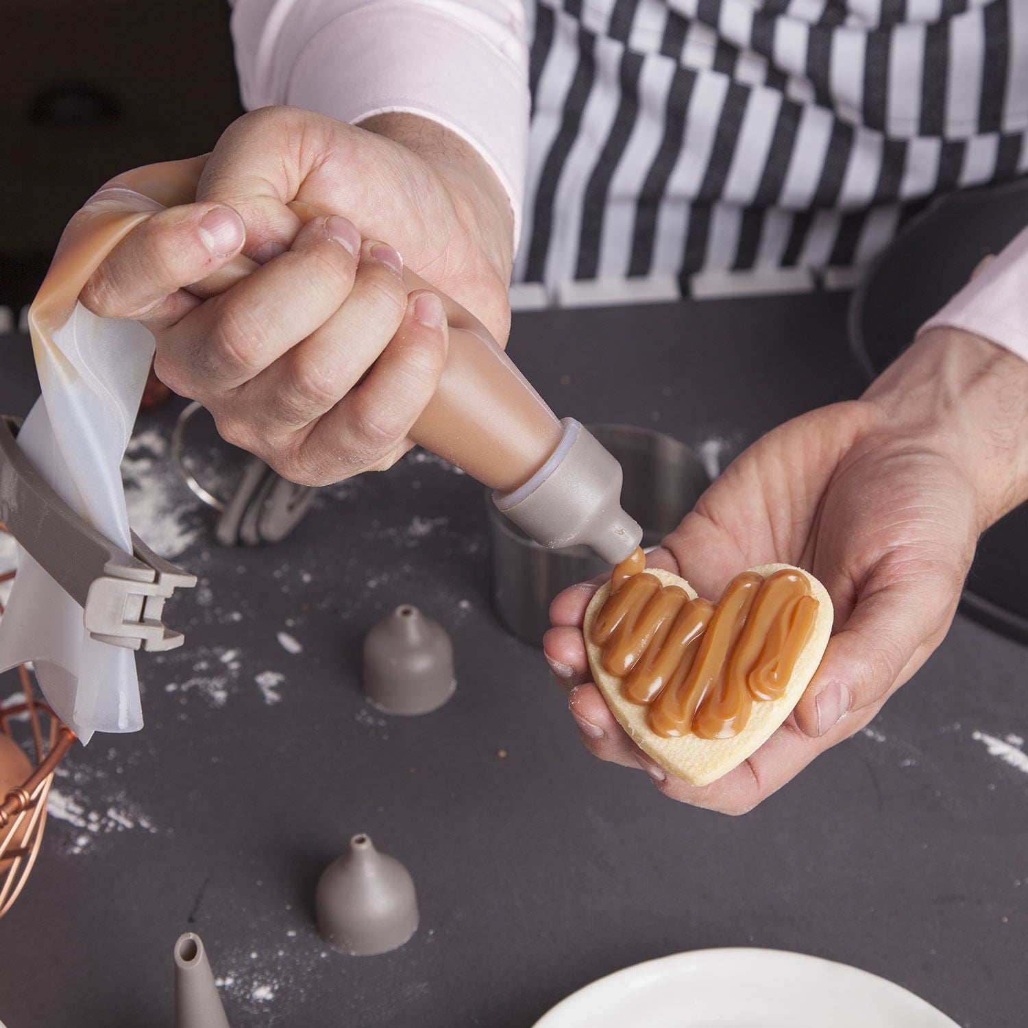 Manga pastelera en silicona gris-6-AMBIENTE GOURMET MÉXICO