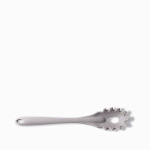 Cuchara pasta en silicona gris