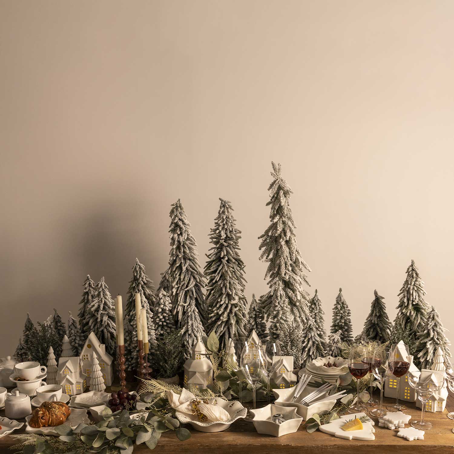 Pino-nieve-52cm