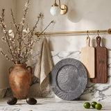 Plato base hojas gris