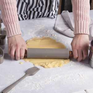 Rodillo en silicona y madera acacia-2-AMBIENTE GOURMET MÉXICO