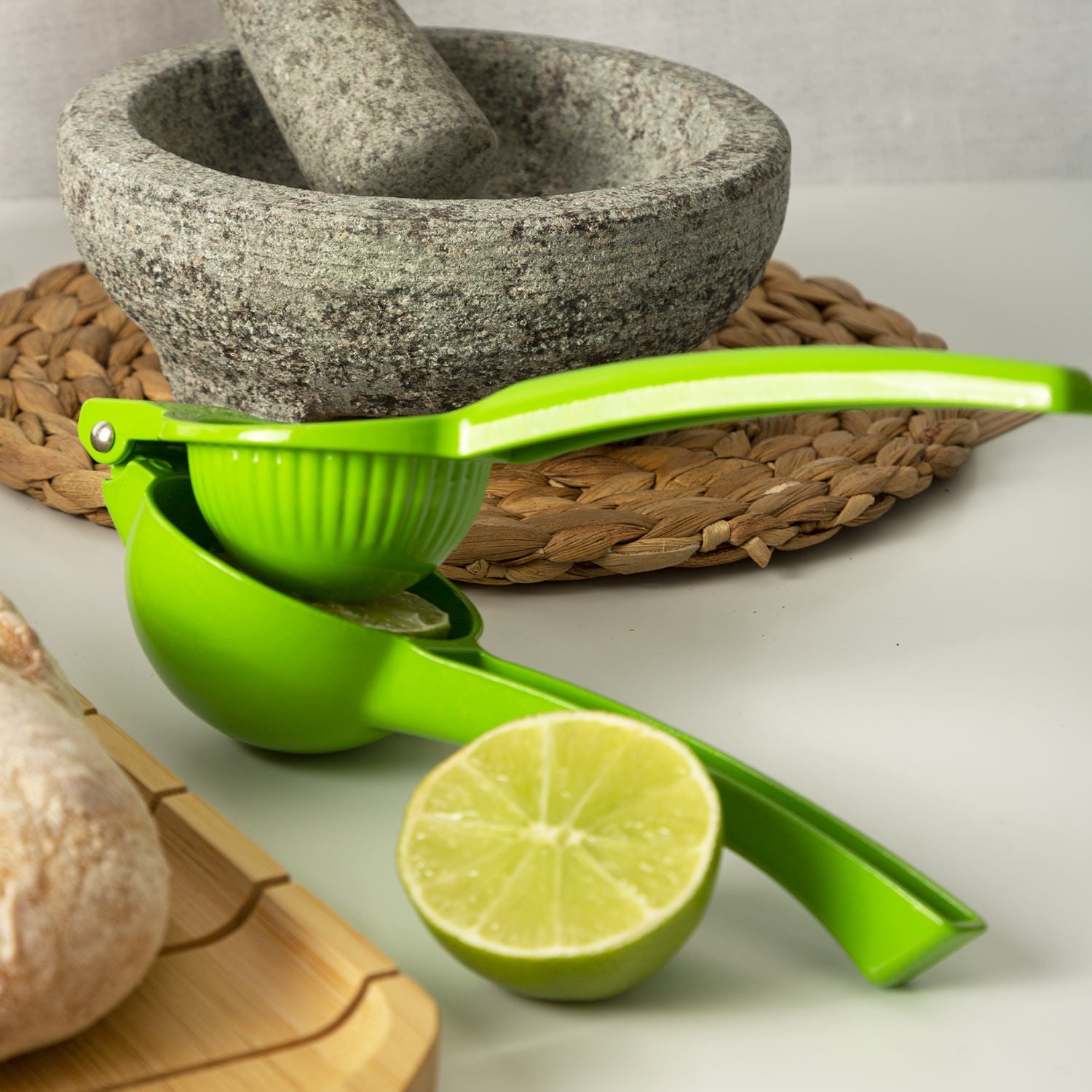 Exprimidor de limones verde - Ambiente Gourmet México