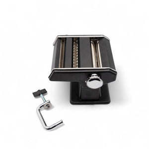 Maquina de pasta negra - Ambiente Gourmet México