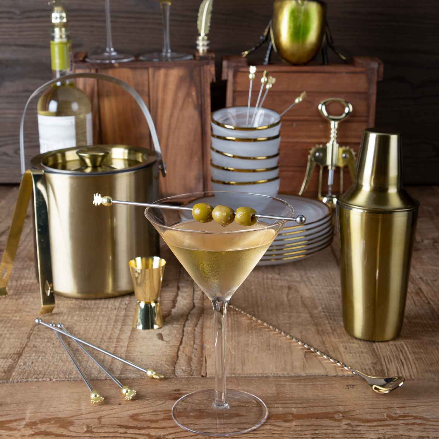 Medidor De Cocteles Dorado