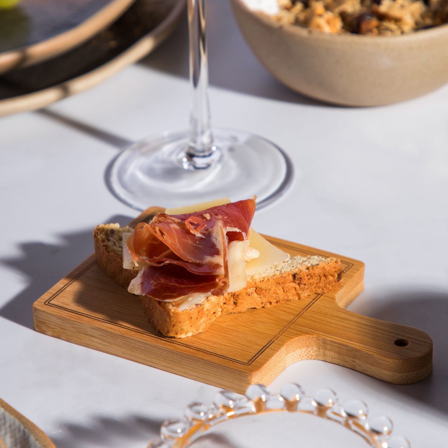 Mini tabla en bambu cuadrada - Ambiente Gourmet México