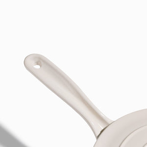 Olla blanca en hierro fundido con mango largo 19cm - Ambiente Gourmet México