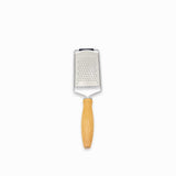 Rallador de mano con mango en madera