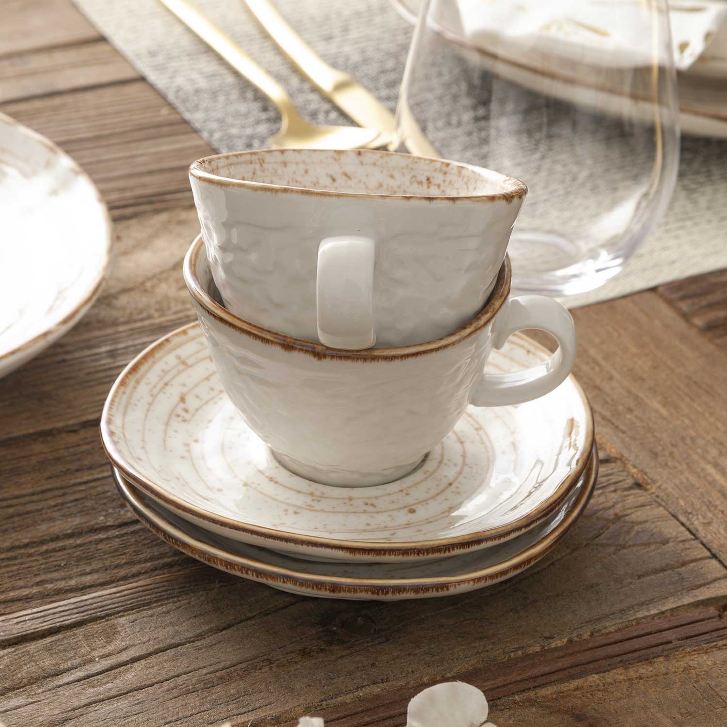 Taza y plato arena setx4 - Ambiente Gourmet México