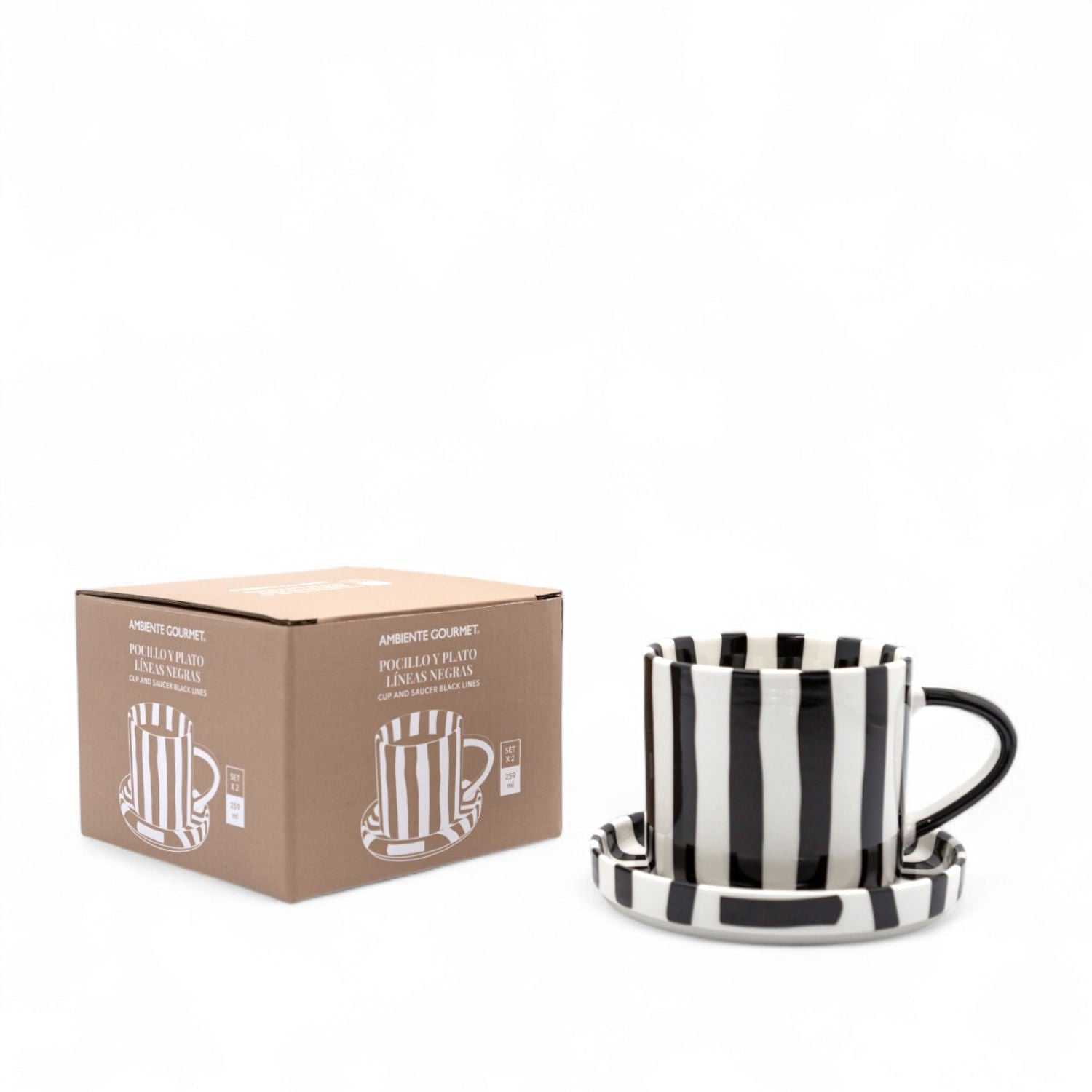 Taza y plato líneas negro