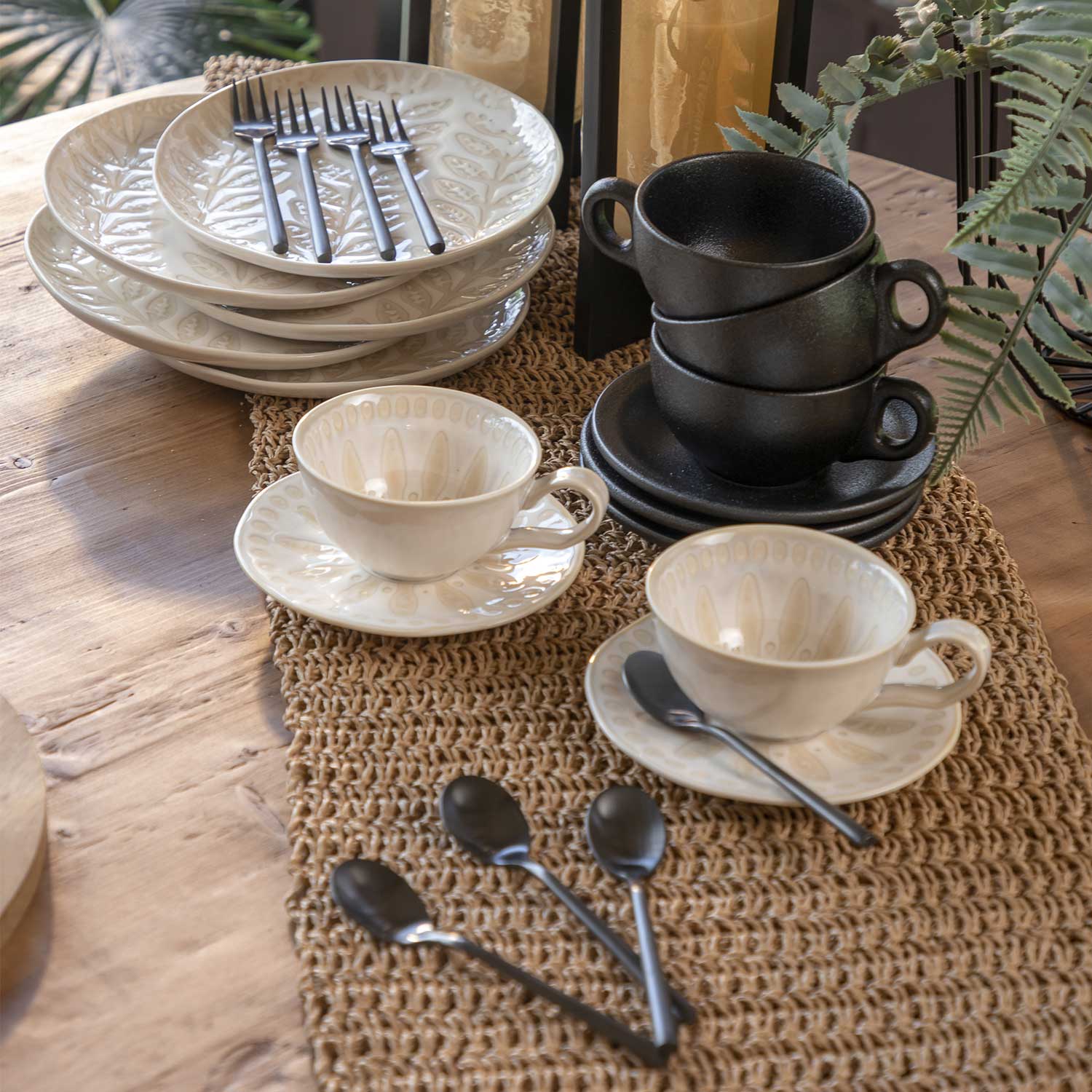 Taza y plato negro mate 260 ml setx4