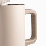 Termo Doble Pared Beige Con Pitillo Y Manija 900Ml - Ambiente Gourmet México